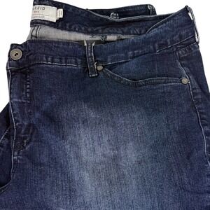 Torrid Size 24 Skinny Jeans Dark Wash Stretch Denim Womens Plus 29 Inseam